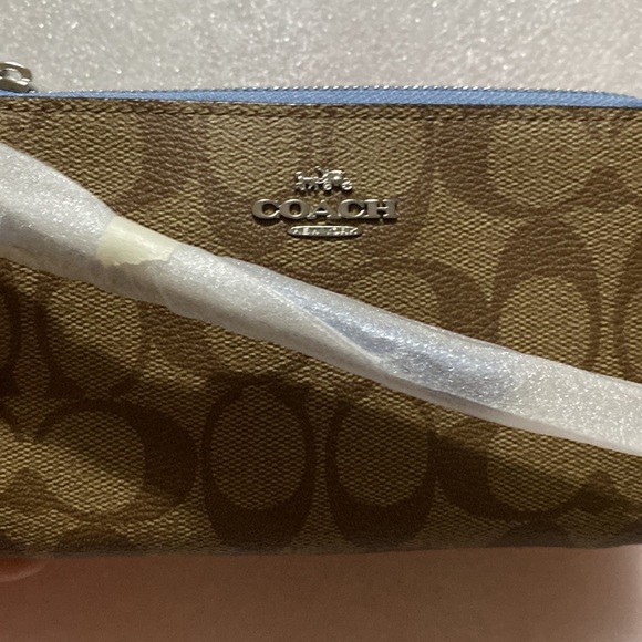 NWT 🔥 Coach Double Corner Zip Wristlet In Signature Canvas - Picture 9 of 16